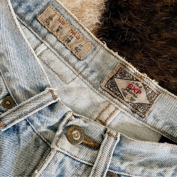 Vintage Express High Waisted Jeans - Picture 2 of 7